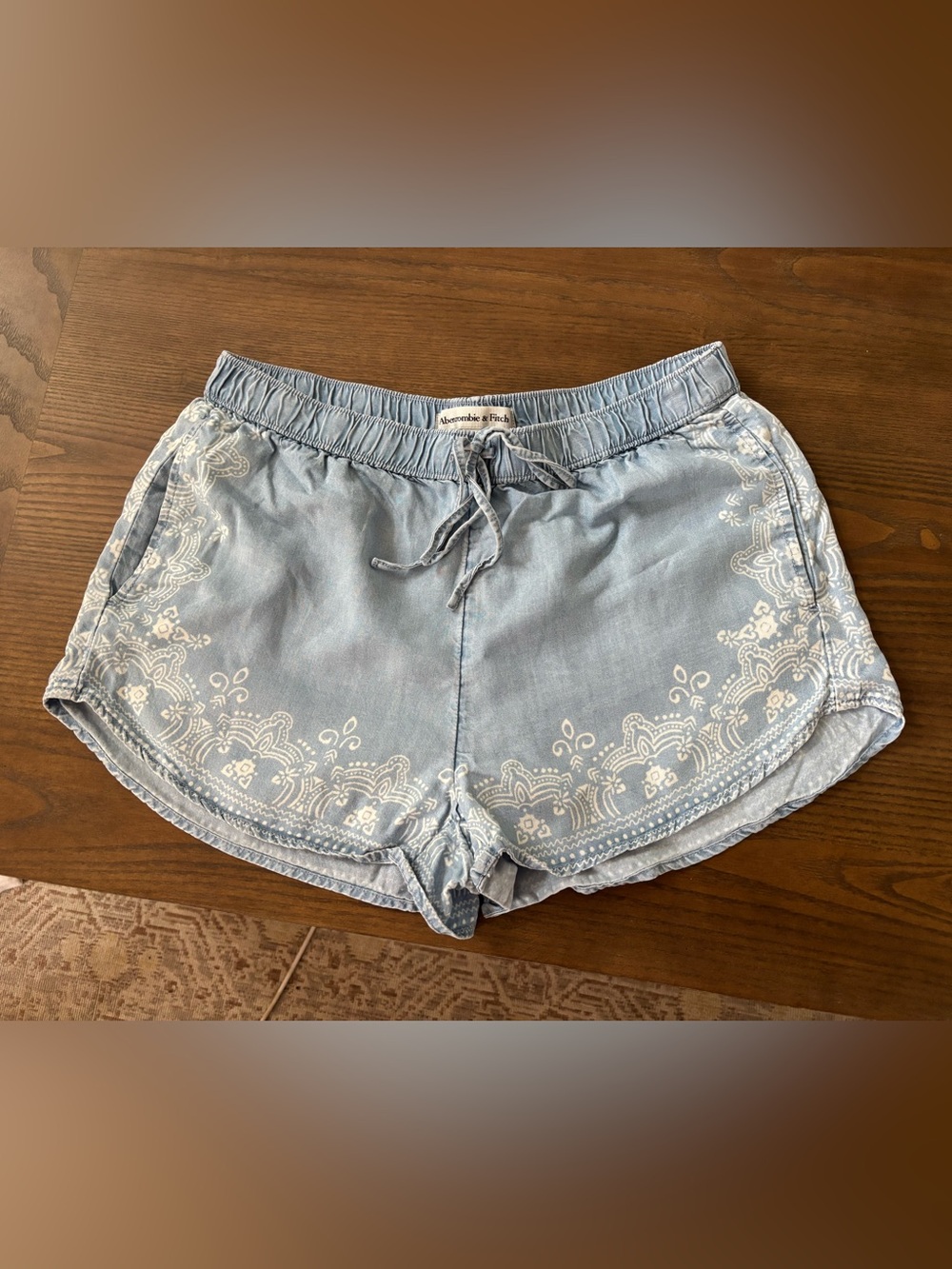 Abercrombie Chambray Bandana Print Drawstring Shorts Size Small